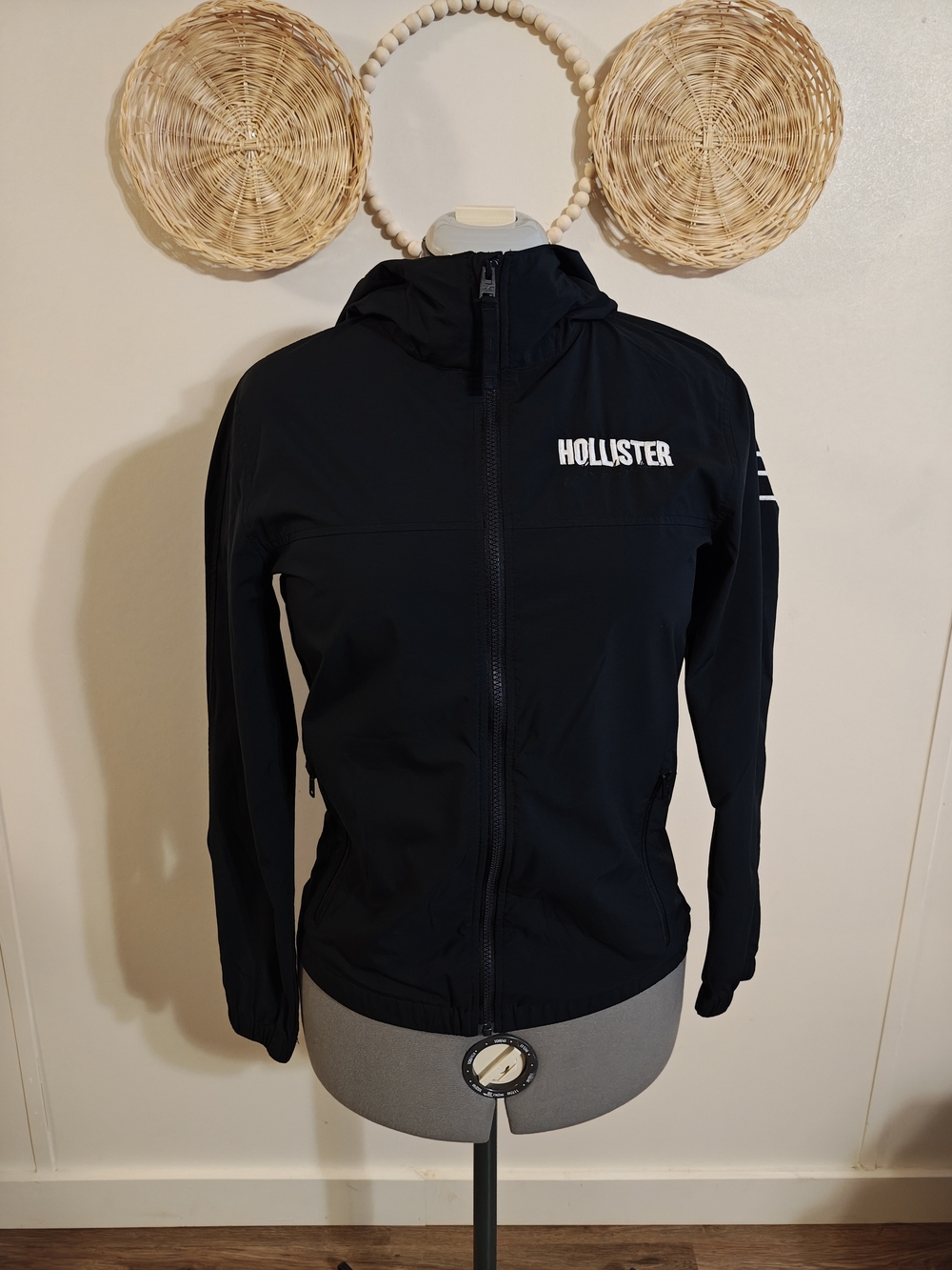 Hollister Women's Black Hooded Windbreaker Jacket